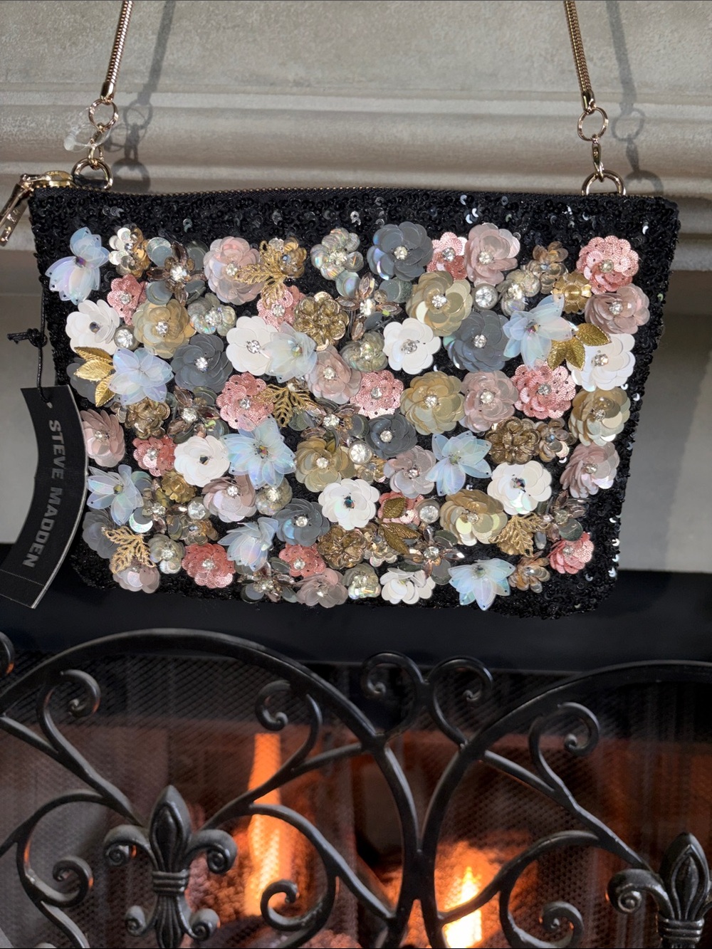 Steve Madden Aloha Small Pouch with Floral Appliqué NWT - Picture 7 of 7